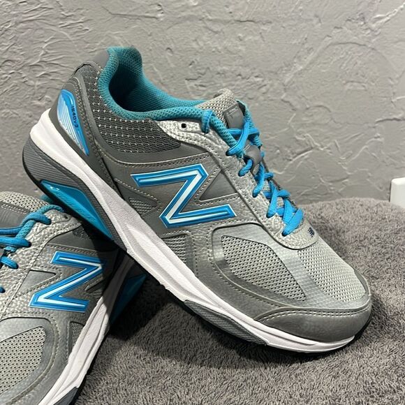 🔥🔥 NEW BALANCE 1540v3 Running Shoes Women Sz 9.5 (2E) Gray/Aqua - EUC - Picture 2 of 14